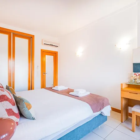 Holiday home Barracuda Oura Dream Albufeira